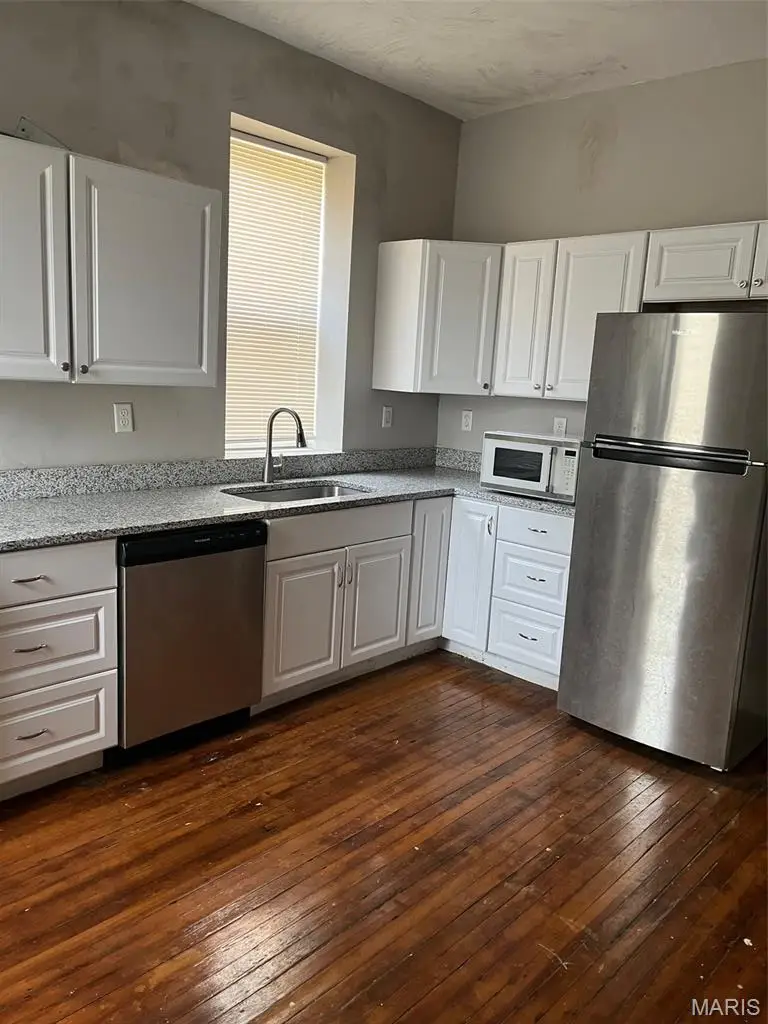 4659 Tennessee Avenue, Saint Louis, MO 63111 - #2