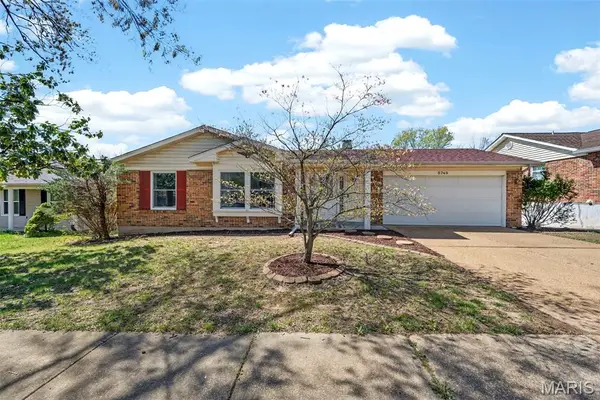 5749 Lost Brook Court, St Louis, MO 63129