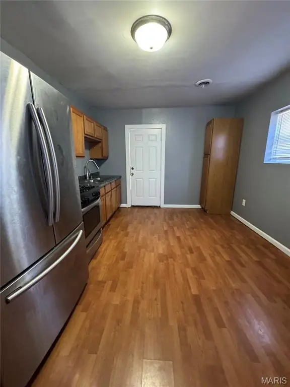 6107 Alaska Avenue, Saint Louis, MO 63111 - #3