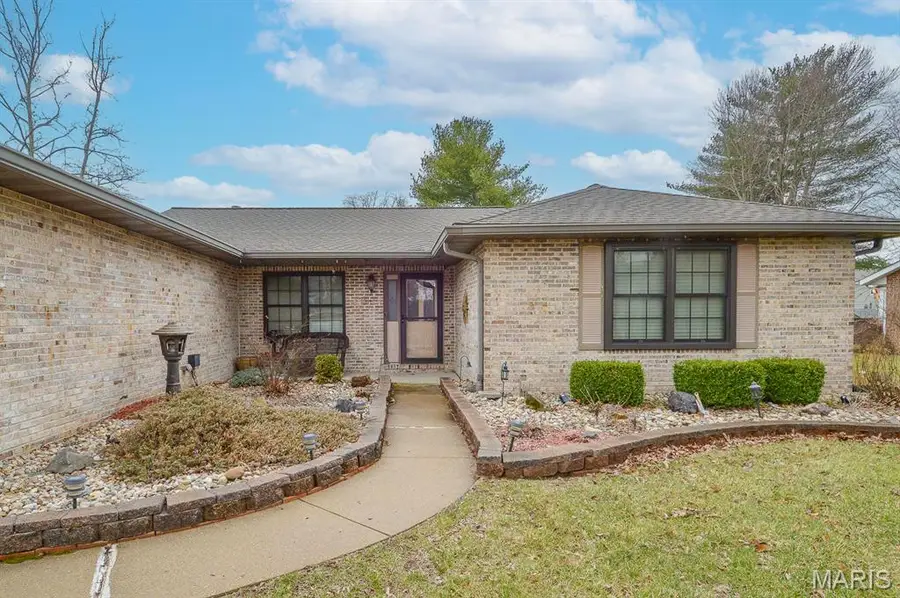 37 Lindenleaf Lane, Belleville, IL 62223 - #2