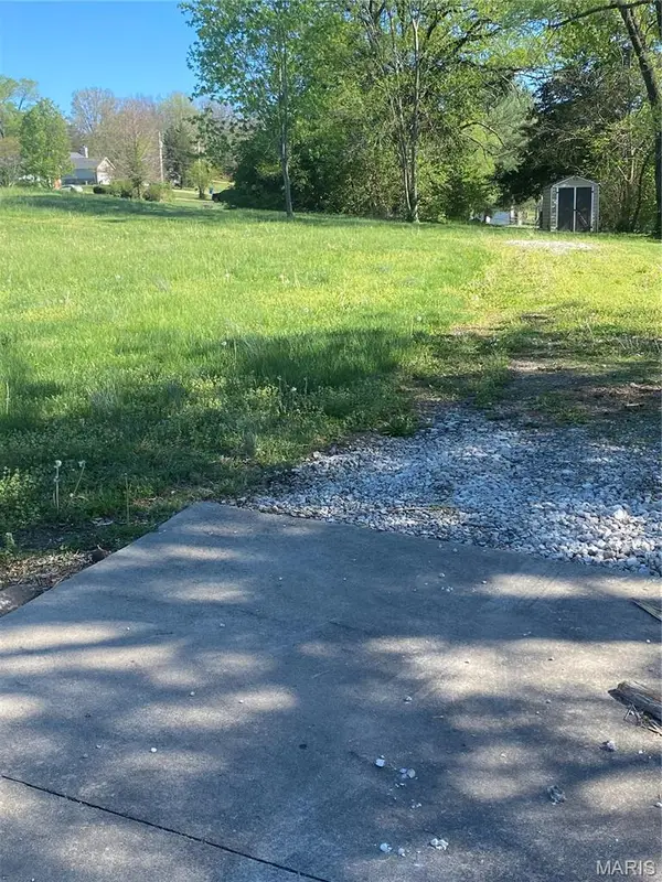 4150 S Shore Drive, Catawissa, MO 63015