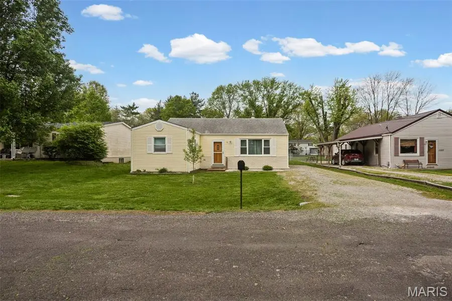1309 Schilling Avenue, Belleville, IL 62221 - #2