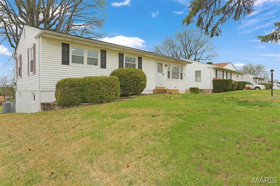 11125 Pine Forest Drive, Saint Louis, MO 63126 - #3