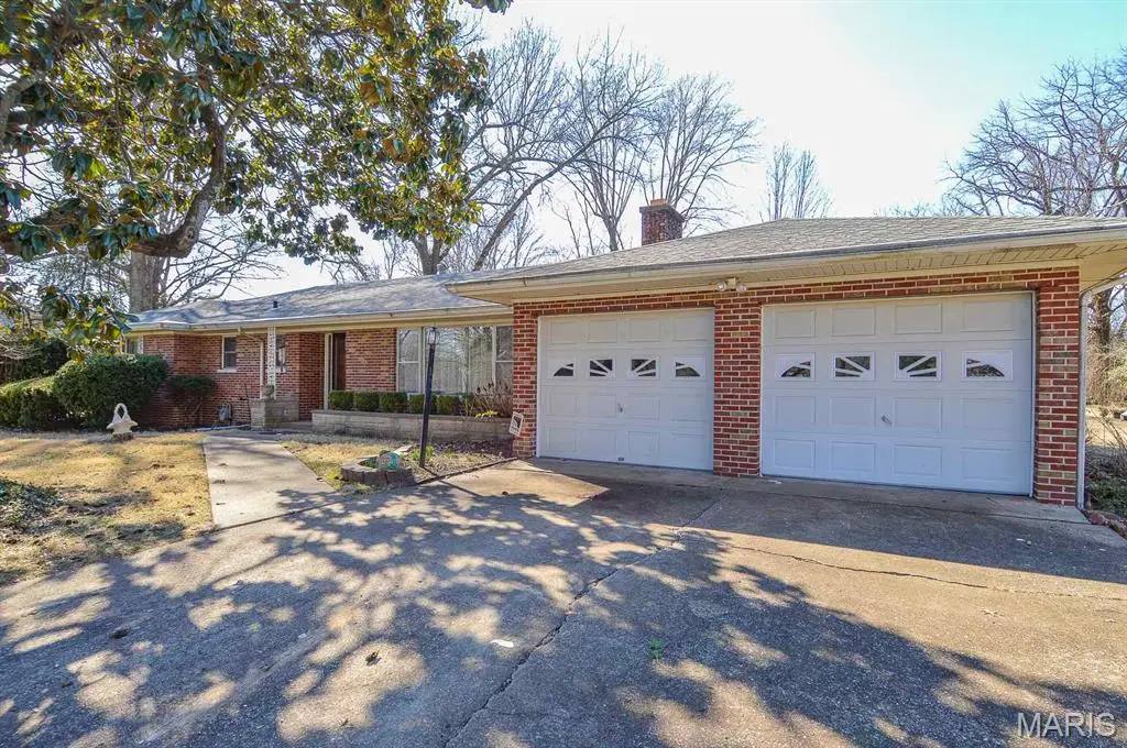 1413 N 2nd Street, Belleville, IL 62226 - #1