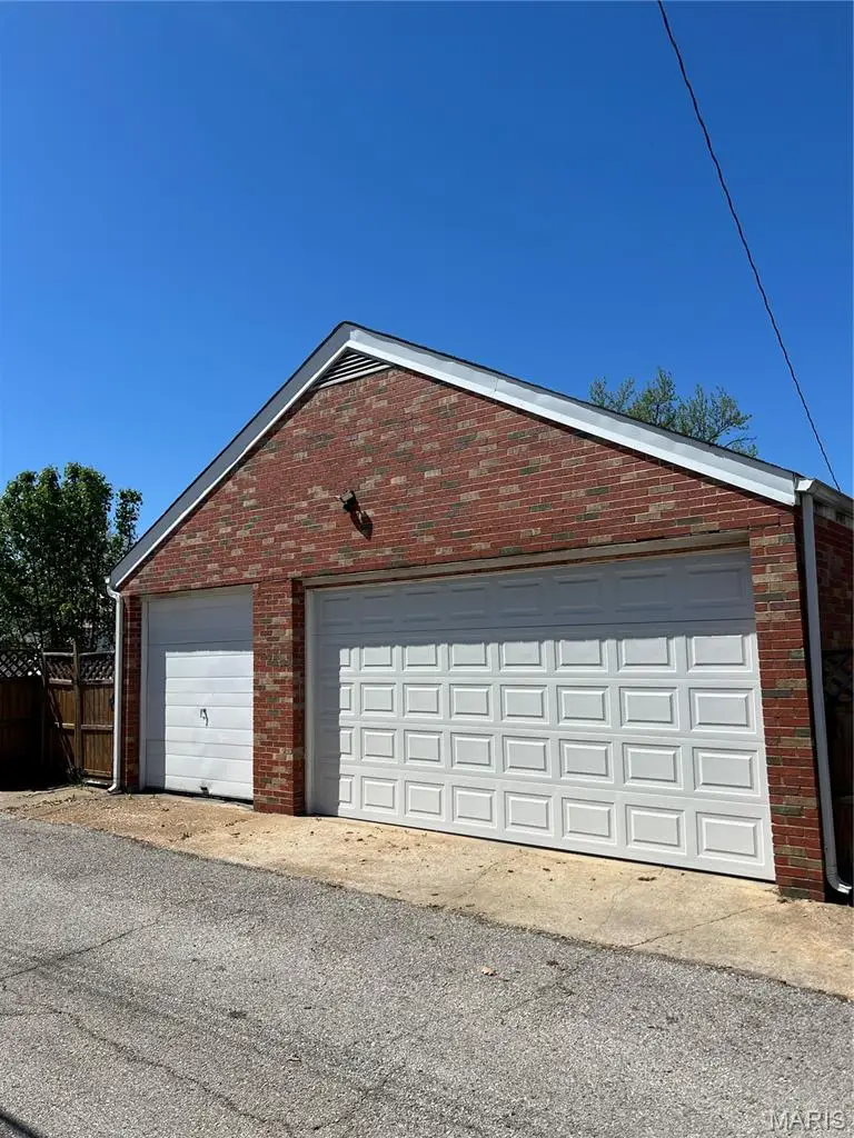 3436 Tedmar Avenue, Saint Louis, MO 63139 - #2