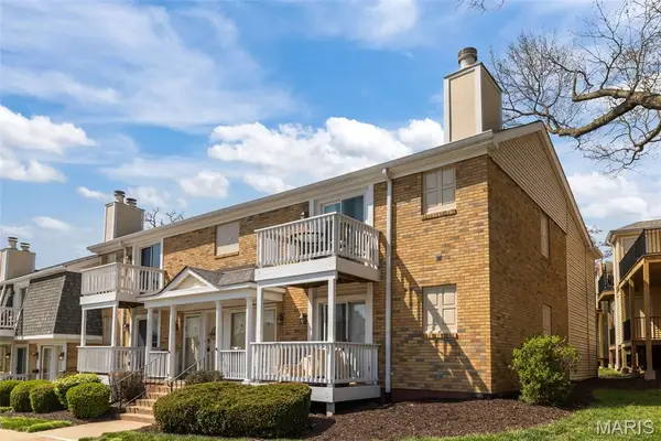 8905 Cardinal Terrace, St Louis, MO 63144