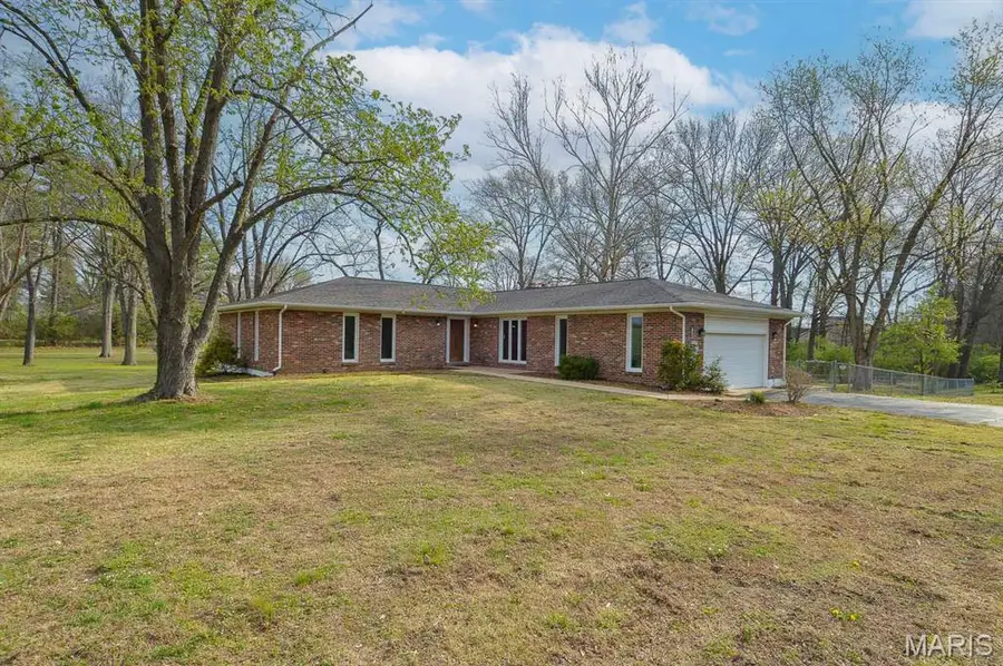 1980 Highway N, Pacific, MO 63069 - #2