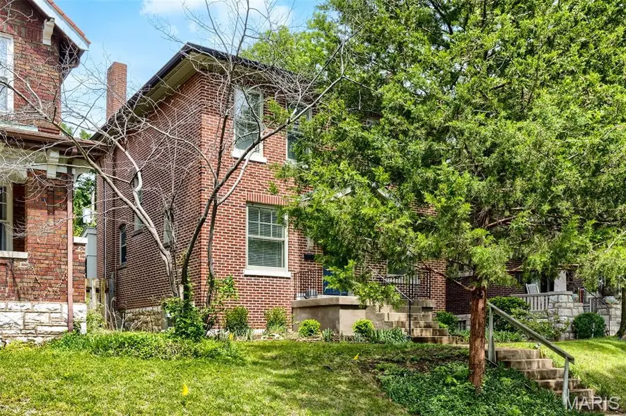 7153 Pershing Avenue, University City, MO 63130 - #3