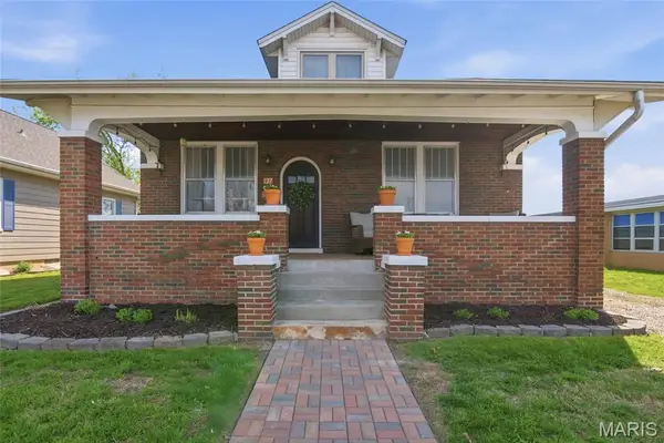 127 S Rapp Avenue, Columbia, IL 62236