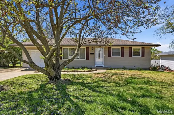 130 Saint Antoine Street, Florissant, MO 63031