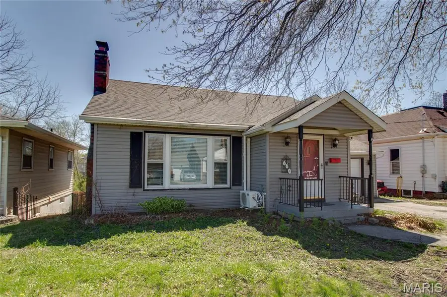 660 Burroughs Avenue, Collinsville, IL 62234 - #3
