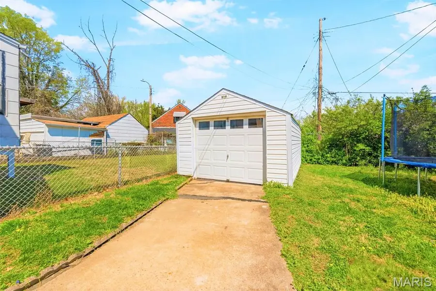 819 Portland Terrace, Saint Louis, MO 63147 - #2