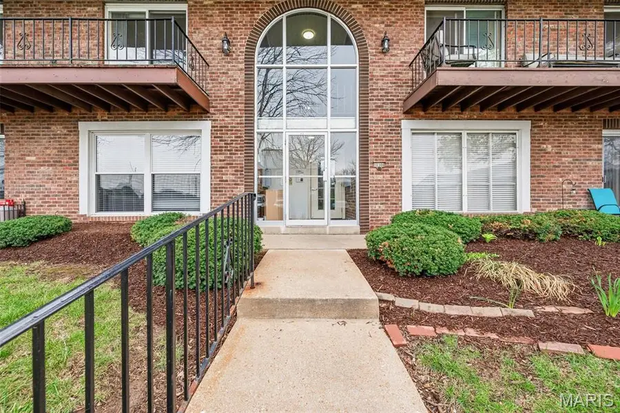 10308 Forest Brook Lane #H, Saint Louis, MO 63146 - #2