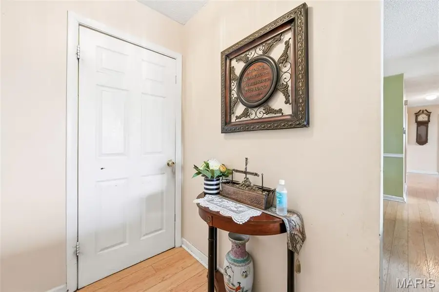 10308 Forest Brook Lane #H, Saint Louis, MO 63146 - #3