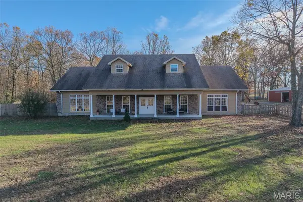 15650 Hwy Ww, Lebanon, MO 65536