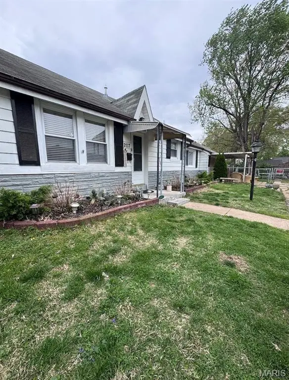 207 Marilyn Estates Drive, Affton, MO 63123 - #2