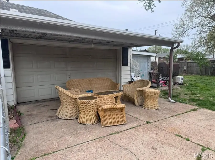 207 Marilyn Estates Drive, Affton, MO 63123 - #3
