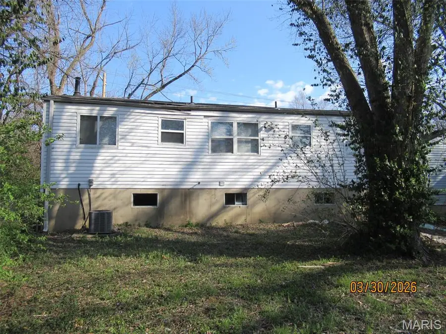 2042 Kappel Drive, Saint Louis, MO 63136 - #3