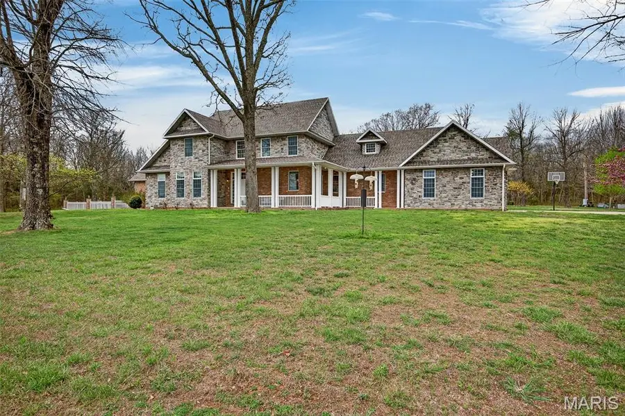 16495 Pecan Drive, Lebanon, MO 65536 - #3