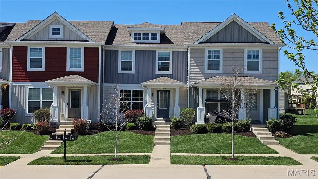 320 Countryshire Drive, Lake Saint Louis, MO 63367 - #1