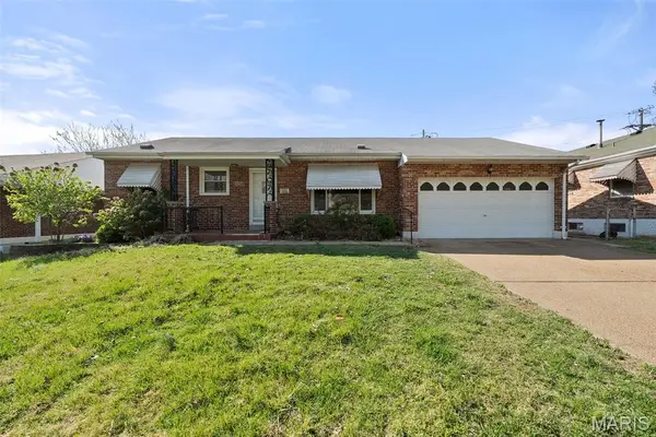 7305 Coronado Avenue, St Louis, MO 63116