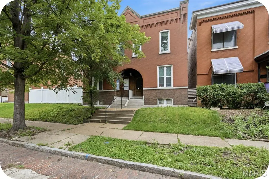 4430 Pennsylvania Avenue, Saint Louis, MO 63111 - #1