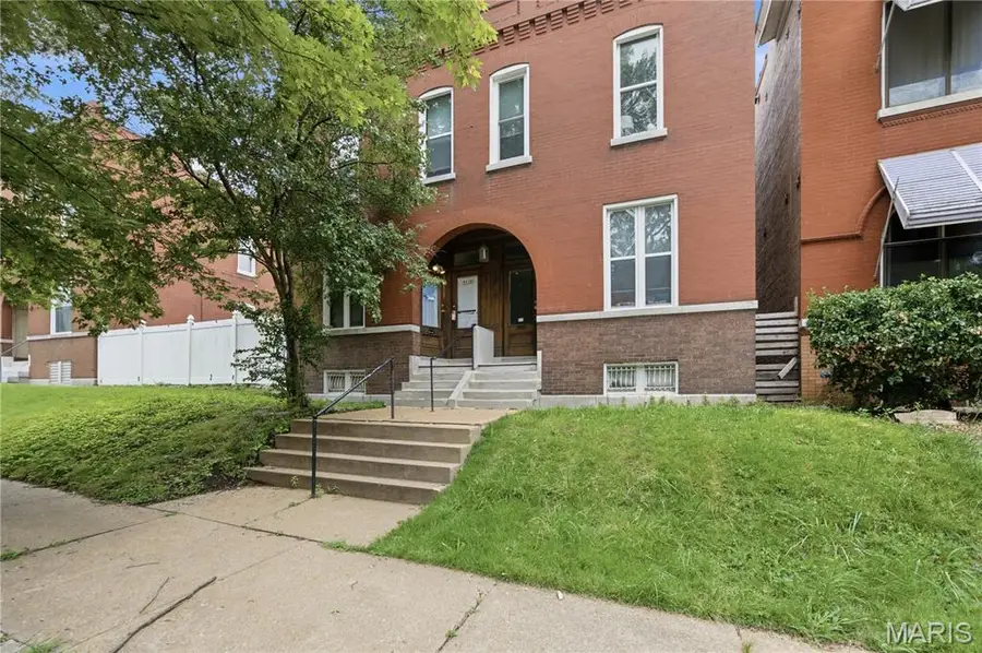 4430 Pennsylvania Avenue, Saint Louis, MO 63111 - #3