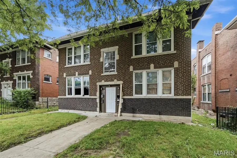 2845 Meramec Street, Saint Louis, MO 63118 - #3