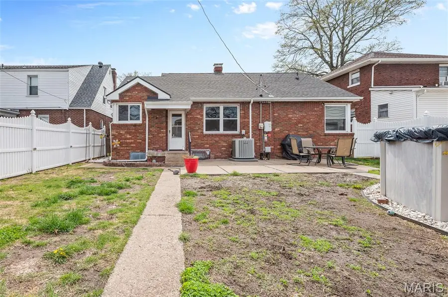 2527 Edison Avenue, Granite City, IL 62040 - #3