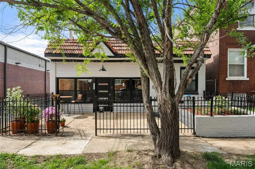 4918 Wise Avenue, Saint Louis, MO 63110 - #1