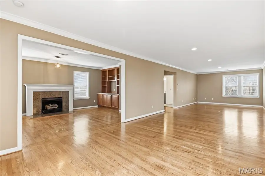 6247 Rosebury Avenue #3, Saint Louis, MO 63105 - #3