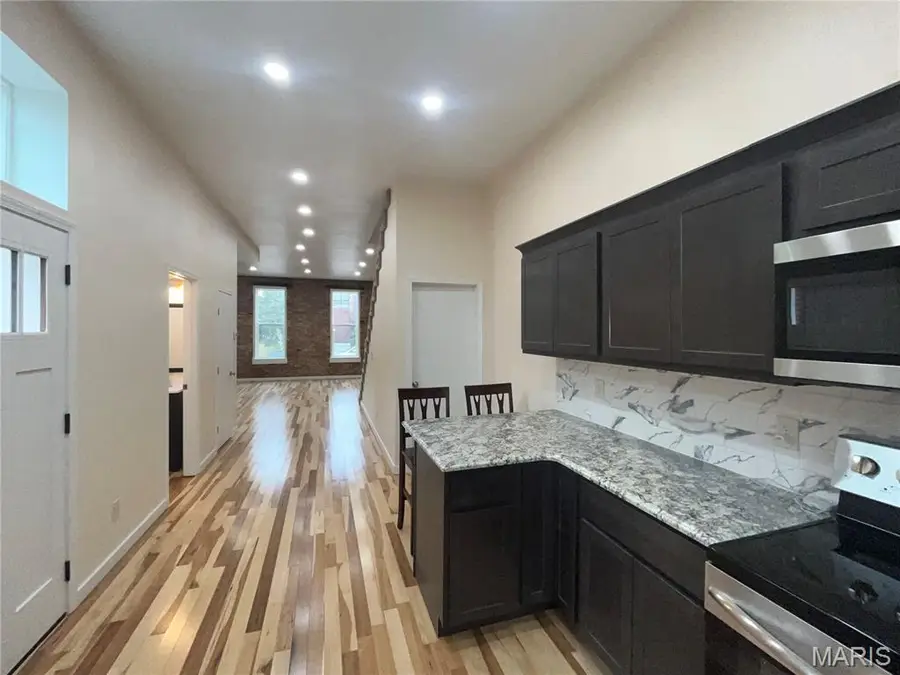 3706 Iowa Avenue, Saint Louis, MO 63118 - #3