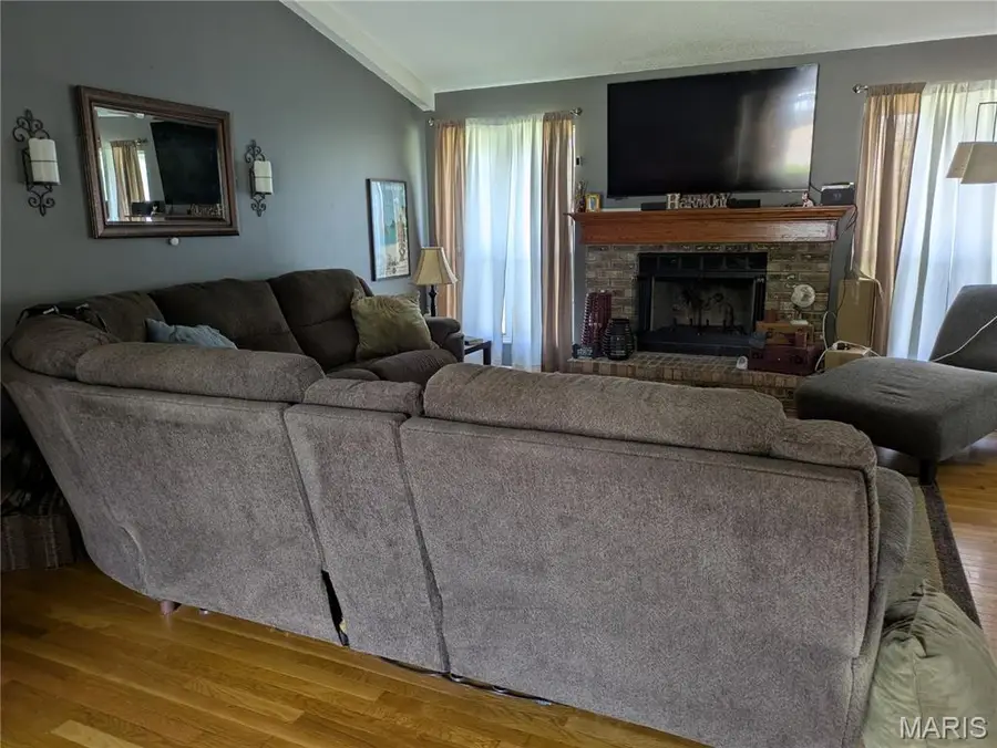 1208 Colby Drive, Saint Peters, MO 63376 - #3