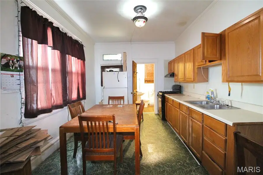 2230 E 24th Street, Granite City, IL 62040 - #3