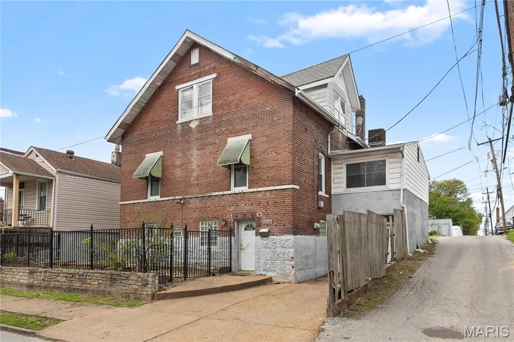1719 Edwards Street, Saint Louis, MO 63110 - #1
