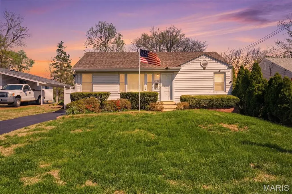 2206 Wengler Avenue, Overland, MO 63114 - #1