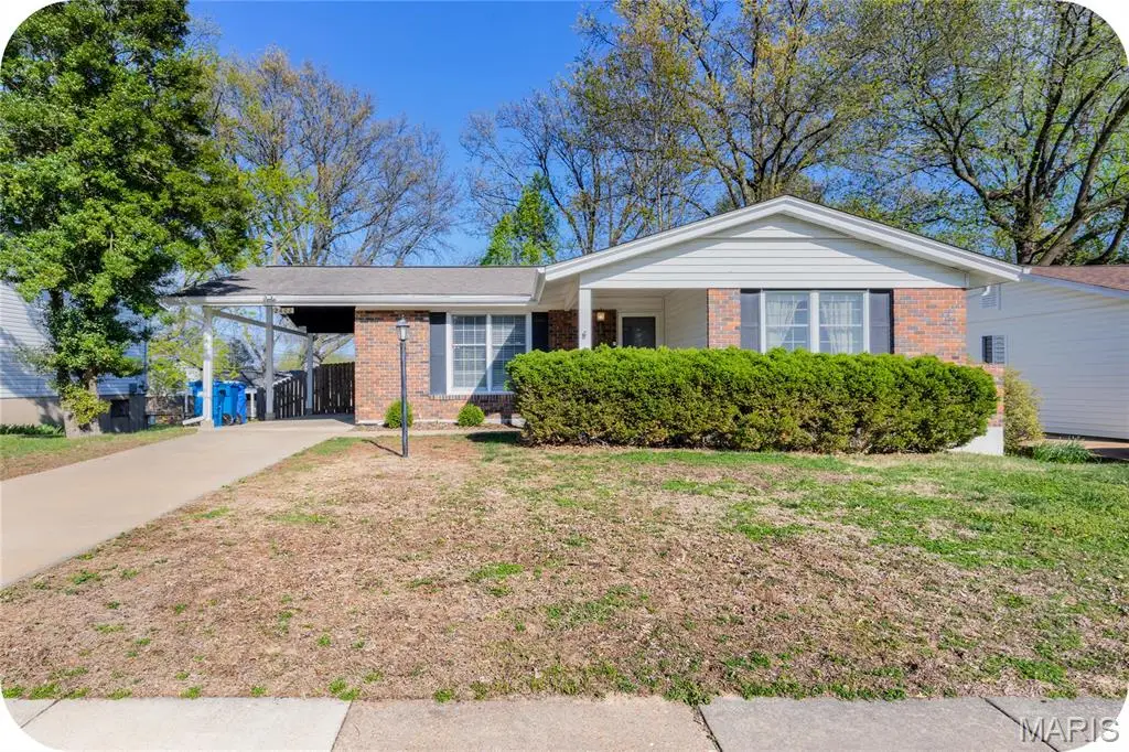 2402 Wesglen Estates Drive, Maryland Heights, MO 63043 - #1