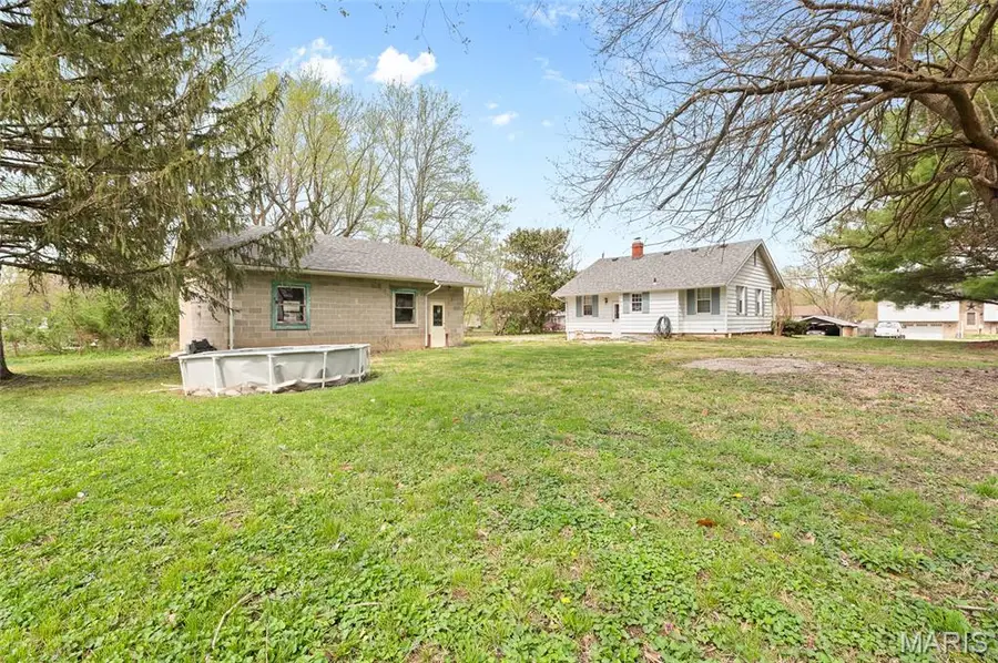 1406 California Avenue, Collinsville, IL 62234 - #3