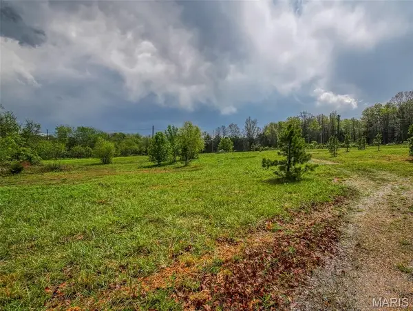 1000 Walnut Street, Licking, MO 65542