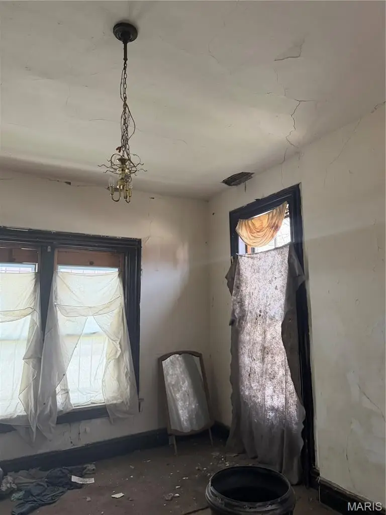 2927 Natural Bridge Avenue, Saint Louis, MO 63107 - #3