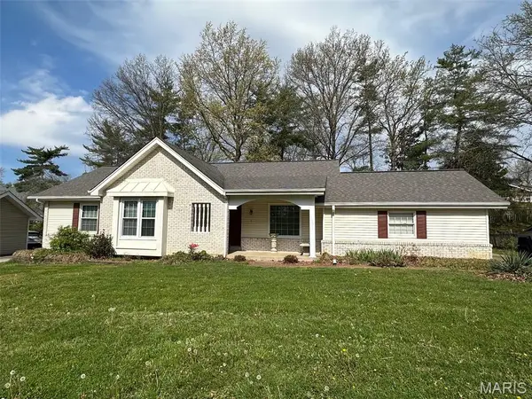 503 Briarwyck Drive, Ballwin, MO 63011