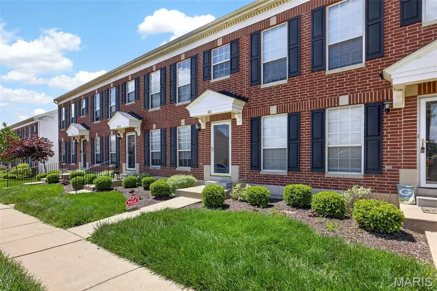 821 Brookmead Drive, Ofallon, MO 63366 - #2