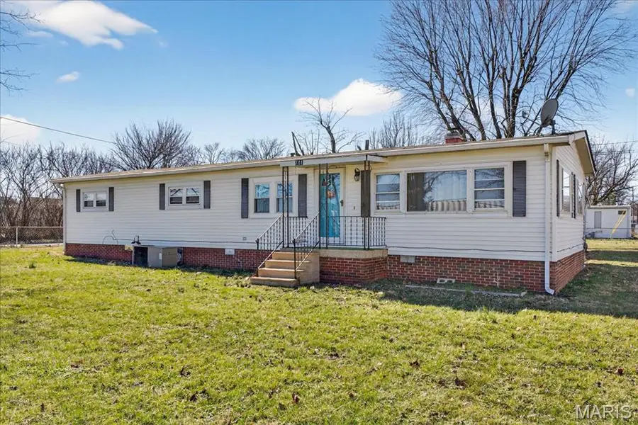 101 N Ruby Lane, Fairview Heights, IL 62208 - #2