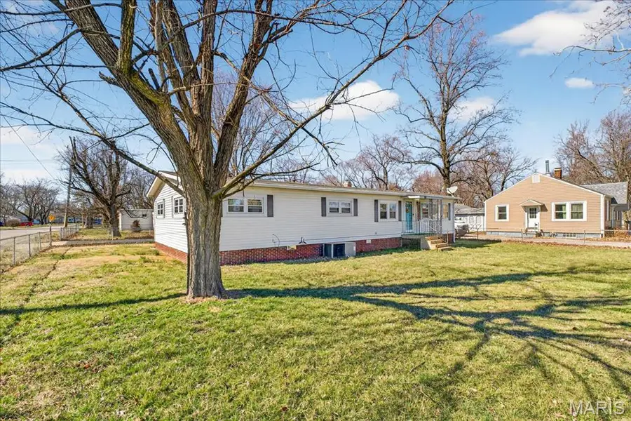 101 N Ruby Lane, Fairview Heights, IL 62208 - #3