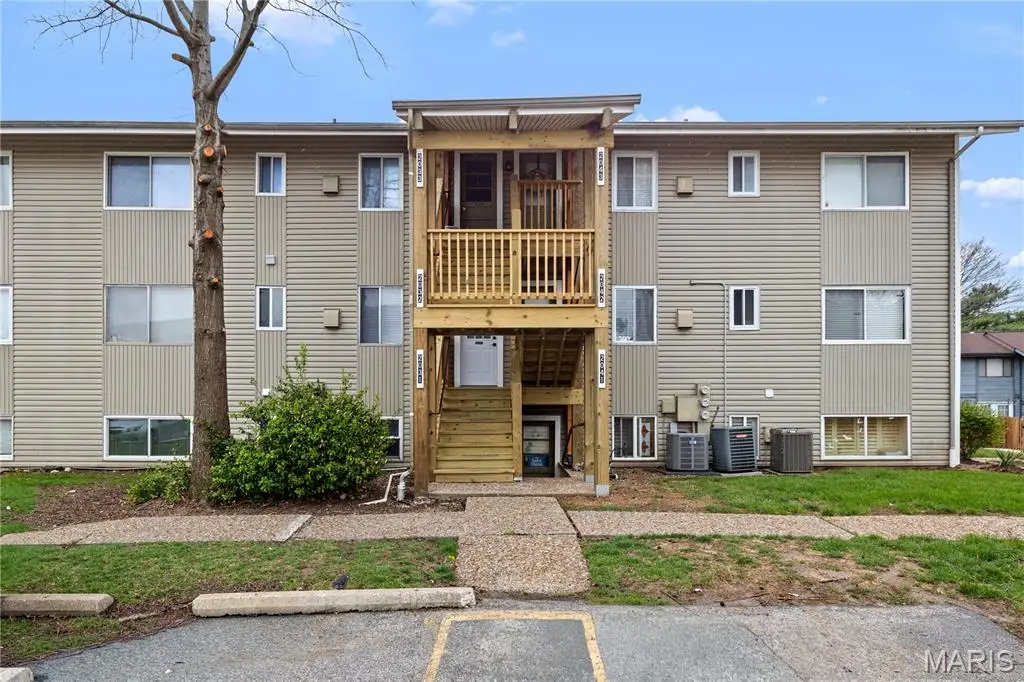 2031 Gascony Parc Drive #2031, Lake Saint Louis, MO 63367 - #1