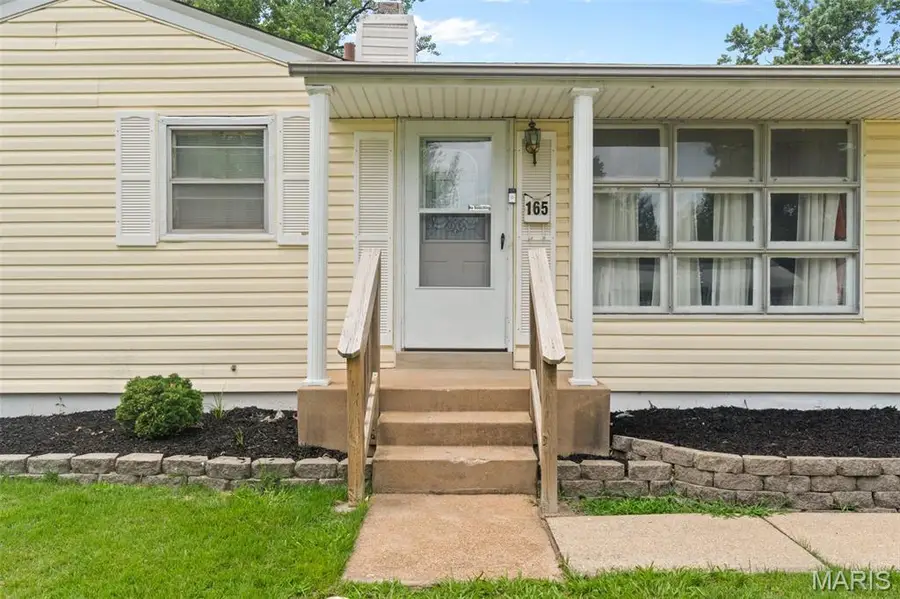 165 S Saint Jacques Street, Florissant, MO 63031 - #3