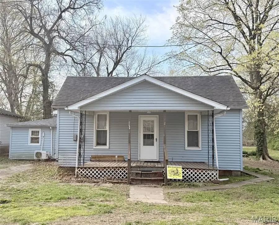 724 Oak Street, Coulterville, IL 62237 - #2