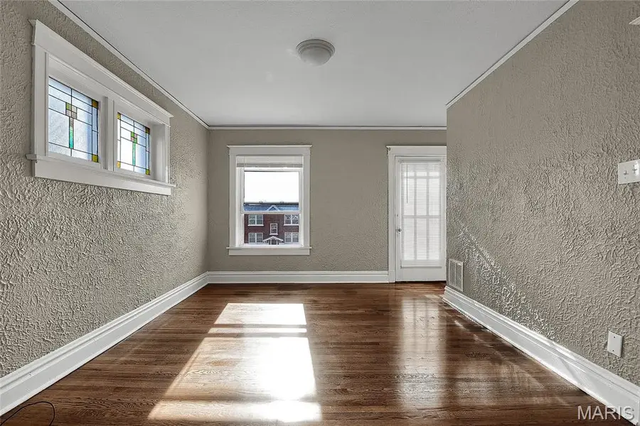 5027 Chippewa Street, Saint Louis, MO 63109 - #2