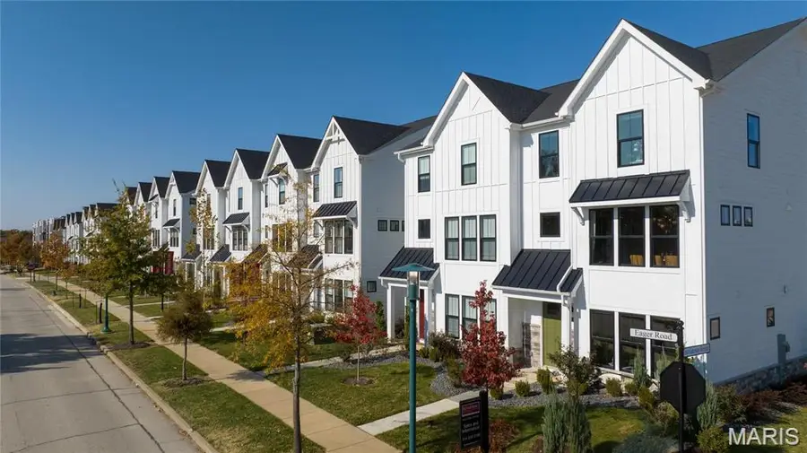 16552 Yellowwood Drive #51-302, Chesterfield, MO 63017 - #2