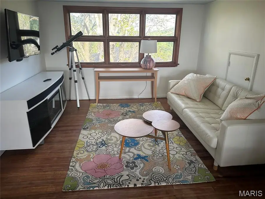 423 E 3rd Street, Hermann, MO 65041 - #2